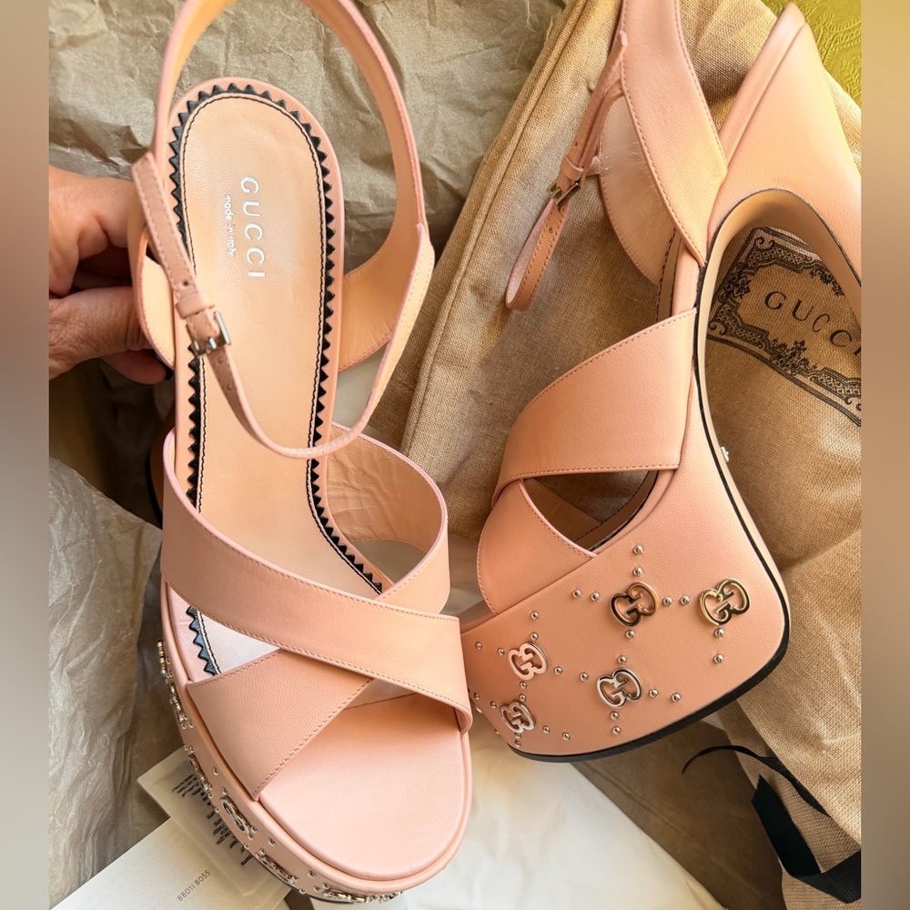 GUCCI GG Silver Malaga Platform Pink Leather Buckle Sandal Heels EU 40.5 Box NEW - Picture 6 of 10